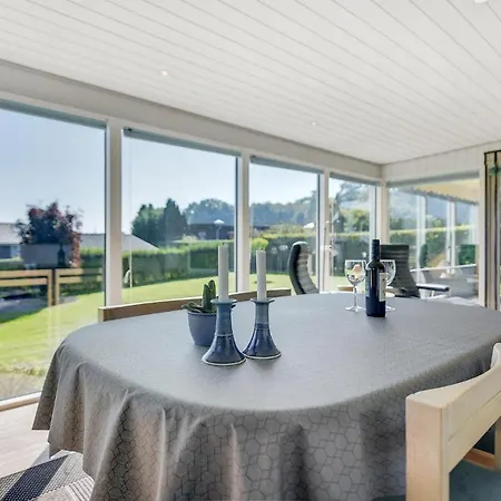 Сasa de vacaciones Awesome In With 2 Bedrooms And Wifi